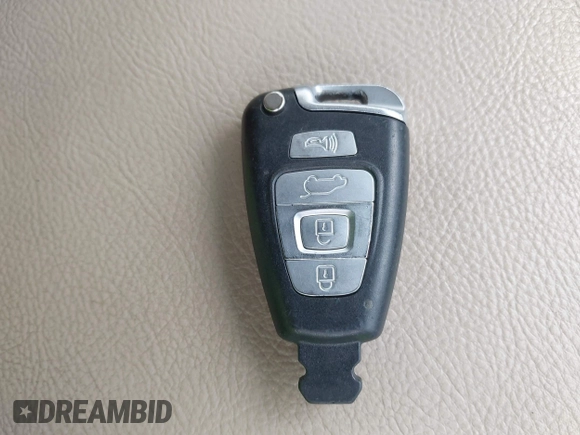 2012 Hyundai Veracruz Limited with VIN KM8NU4CC9CU198819, listed as a IAAI auction lot 41971676 with 199,916 mi miles and . Bid and sale history available at DreamBid. Image 11.