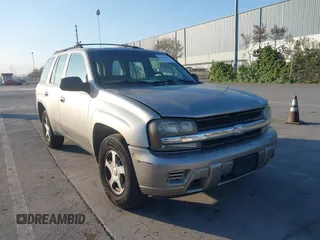 2002 Chevrolet TrailBlazer LS with VIN 1GNDS13S422310309, listed as a IAAI auction lot 41678511 with 222,789 mi miles and . Bid and sale history available at DreamBid. Image 1.