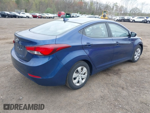 2016 Hyundai Elantra SE with VIN 5NPDH4AE5GH776391, listed as a IAAI auction lot 42082839 with 123,820 mi miles and . Bid and sale history available at DreamBid. Image 4.