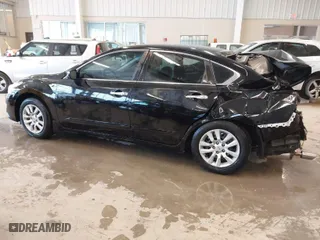 2015 Nissan Altima 2.5 SV with VIN 1N4AL3AP1FC594670, listed as a IAAI auction lot 41597155 with 67,594 mi miles. Bid and sale history available at carsss.com. Image 15.