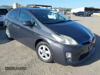 2010 Toyota Prius II with VIN JTDKN3DU6A0069611, listed as a IAAI auction lot 41960189 with 230,527 mi miles. Bid and sale history available at carsss.com. Image 1.