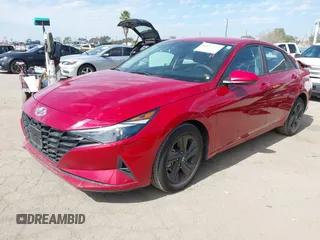 2022 Hyundai Elantra SEL z VIN KMHLM4AG5NU361174, wystawiony jako IAAI lot #41657373 z przebiegiem 34 213 mil mil oraz . Historia ofert i sprzedaży dostępna na DreamBid. Obrazek 18.