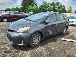2015 Toyota Prius Two with VIN JTDZN3EU6FJ032234, listed as a Copart auction lot 63660045 with 136,862 mi miles and Salvage title. Bid and sale history available at DreamBid. Image 1.