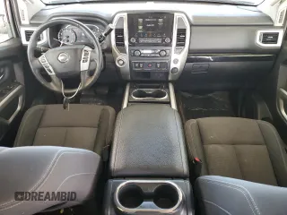 2021 Nissan Titan SV z VIN 1N6AA1EFXMN518756, wystawiony jako Copart lot #44969775 z przebiegiem 101 589 mil mil oraz Szkoda całkowita • Salvage title. Historia ofert i sprzedaży dostępna na DreamBid. Obrazek 8.