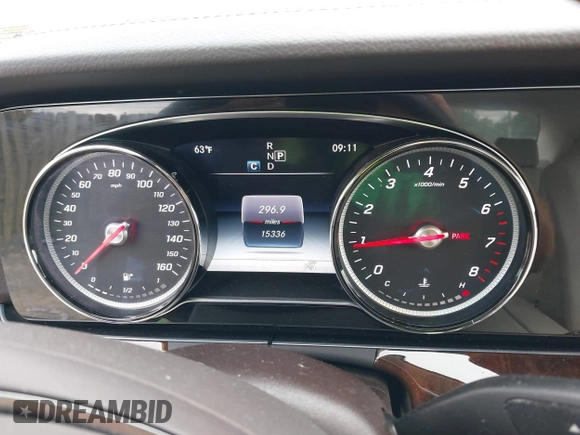 2018 Mercedes-Benz E 300 with VIN WDDZF4KB3JA385504, listed as a IAAI auction lot 42340289 with 15,336 mi miles and . Bid and sale history available at DreamBid. Image 7.