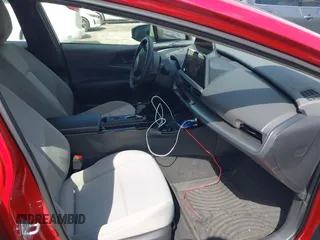 2024 Toyota Prius LE z VIN JTDACAAU3R3041074, wystawiony jako IAAI lot #41962281 z przebiegiem Nie podano mil oraz . Historia ofert i sprzedaży dostępna na DreamBid. Obrazek 5.