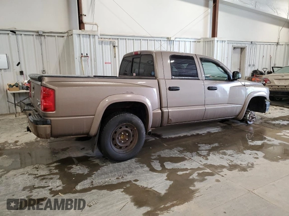 2010 Dodge Dakota SXT with VIN 1D7CW3GP2AS104212, listed as a Copart auction lot 44062435 with 203,233 mi miles and Clean Title. Bid and sale history available at carsss.com. Image 3.