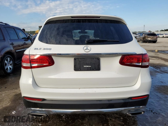 2019 Mercedes-Benz GLC with VIN WDC0G4JBXKV134176, listed as a Copart auction lot 67726472 with 45,545 mi miles. Bid and sale history available at carsss.com. Image 6.