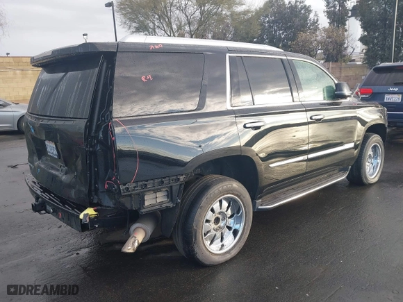 2018 Cadillac Escalade Luxury with VIN 1GYS4BKJ0JR111346, listed as a IAAI auction lot 41425051 with 92,021 mi miles. Bid and sale history available at carsss.com. Image 4.