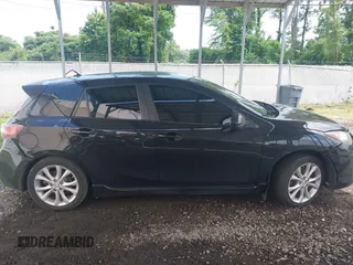 2010 Mazda 3 S Sport z VIN JM1BL1H65A1292612, wystawiony jako IAAI lot #42379657 z przebiegiem 148 056 mil mil oraz . Historia ofert i sprzedaży dostępna na DreamBid. Obrazek 13.