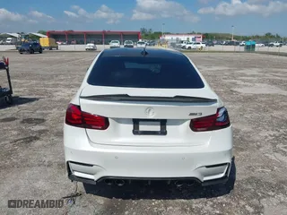 2015 BMW M3 with VIN WBS3C9C55FP806151, listed as a IAAI auction lot 41934925 with 58,071 mi miles. Bid and sale history available at carsss.com. Image 16.