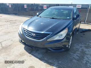 2011 Hyundai Sonata GLS with VIN 5NPEB4AC3BH295245, listed as a IAAI auction lot 42110670 with 213,643 mi miles and . Bid and sale history available at DreamBid. Image 6.