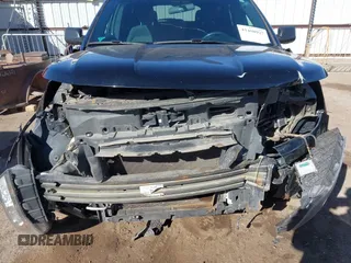 2018 Ford Explorer XLT z VIN 1FM5K7D85JGA67237, wystawiony jako IAAI lot #41408927 z przebiegiem 104 071 mil mil oraz . Historia ofert i sprzedaży dostępna na DreamBid. Obrazek 6.