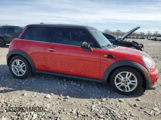 2012 MINI Hardtop with VIN WMWSU3C57CT261602, listed as a Copart auction lot 50017915 with 191,692 mi miles and Salvage Title. Bid and sale history available at DreamBid. Image 4.