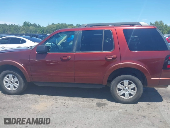 2010 Ford Explorer XLT z VIN 1FMEU6DE7AUA32162, wystawiony jako IAAI lot #42322017 z przebiegiem 201 238 mil mil oraz . Historia ofert i sprzedaży dostępna na DreamBid. Obrazek 14.