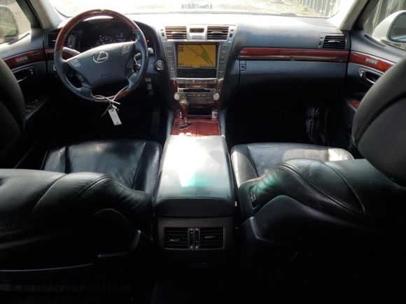 2010 Lexus LS 460 L with VIN JTHDL5EF7A5002771, listed as a Copart auction lot 54668205 with 221,878 mi miles and Salvage title. Bid and sale history available at DreamBid. Image 8.