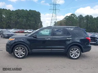 2013 Ford Explorer Limited with VIN 1FM5K8F85DGA00788, listed as a IAAI auction lot 41913928 with 174,794 mi miles. Bid and sale history available at carsss.com. Image 14.