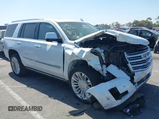 2017 Cadillac Escalade Platinum z VIN 1GYS4DKJ4HR223704, wystawiony jako IAAI lot #42303763 z przebiegiem 82 971 mil mil oraz . Historia ofert i sprzedaży dostępna na DreamBid. Obrazek 1.