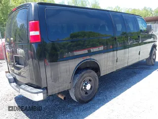 2018 Chevrolet Express Passenger LT with VIN 1GAZGPFG2J1320909, listed as a IAAI auction lot 42332001 with 89,732 mi miles and . Bid and sale history available at DreamBid. Image 4.