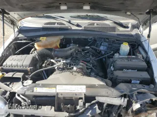 2007 Jeep Liberty Sport z VIN 1J4GL48K27W716371, wystawiony jako Copart lot #56016695 z przebiegiem 148 402 mil mil oraz Tytuł czysty. Historia ofert i sprzedaży dostępna na DreamBid. Obrazek 12.