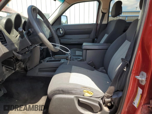 2010 Dodge Nitro Heat with VIN 1D4PT4GKXAW156990, listed as a Copart auction lot 54610695 with 180,620 mi miles and Salvage title. Bid and sale history available at DreamBid. Image 7.