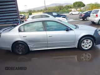2006 Nissan Altima 2.5 S with VIN 1N4AL11EX6N303185, listed as a IAAI auction lot 41423674 with 240,388 mi miles. Bid and sale history available at carsss.com. Image 13.