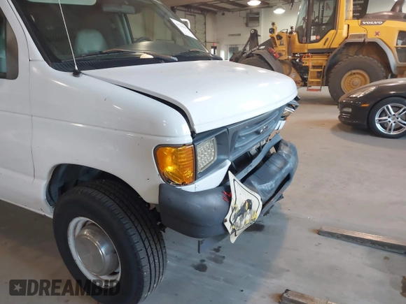 2004 Ford Econoline Cargo with VIN 1FTSS34L24HB31415, listed as a IAAI auction lot 41228686 with 283,620 mi miles and . Bid and sale history available at DreamBid. Image 13.