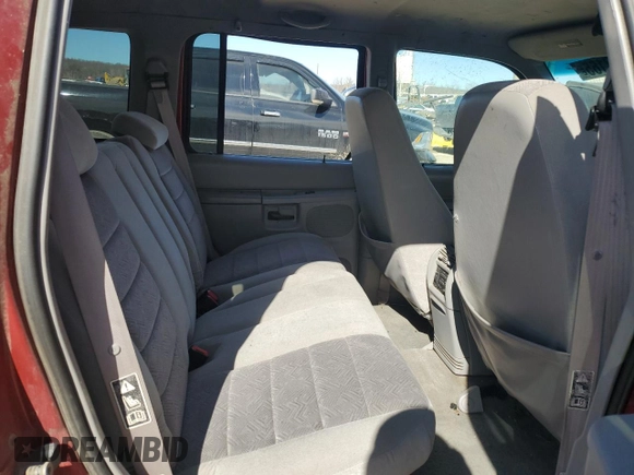 1999 Ford Explorer XLT z VIN 1FMZU34EXXZB15936, wystawiony jako Copart lot #46587165 z przebiegiem 158 908 mil mil oraz Szkoda całkowita • Salvage title. Historia ofert i sprzedaży dostępna na DreamBid. Obrazek 11.