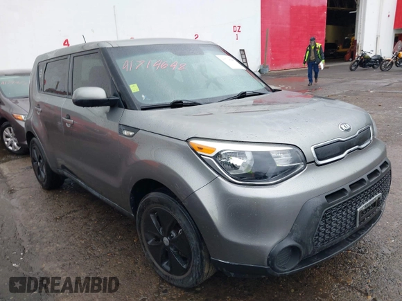 2014 Kia Soul with VIN KNDJN2A22E7046591, listed as a IAAI auction lot 41714648 with 157,363 mi miles. Bid and sale history available at carsss.com. Image 1.
