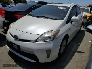 2013 Toyota Prius Plug-In with VIN JTDKN3DP0D3041381, listed as a Copart auction lot 64202024 with 210,854 mi miles and Salvage Title. Bid and sale history available at carsss.com. Image 1.