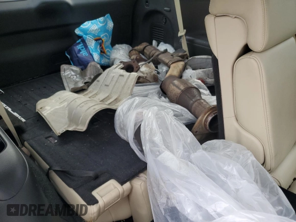 2015 Infiniti QX60 with VIN 5N1AL0MM0FC512725, listed as a Copart auction lot 57410315 with 221,273 mi miles and Clean title. Bid and sale history available at DreamBid. Image 13.