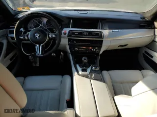 2015 BMW M5 with VIN WBSFV9C59FD594539, listed as a Copart auction lot 70235293 with 93,653 mi miles. Bid and sale history available at carsss.com. Image 8.
