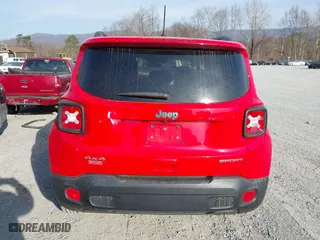 2018 Jeep Renegade Sport with VIN ZACCJBAB4JPJ63846, listed as a IAAI auction lot 41779614 with 66,725 mi miles. Bid and sale history available at carsss.com. Image 17.