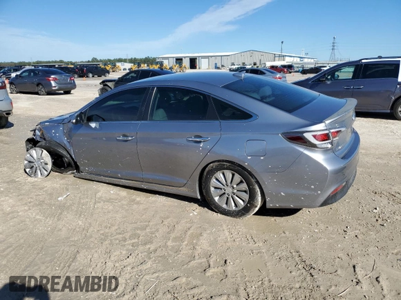 2016 Hyundai Sonata Hybrid SE with VIN KMHE24L16GA008910, listed as a Copart auction lot 73578202 with 84,268 mi miles. Bid and sale history available at carsss.com. Image 2.