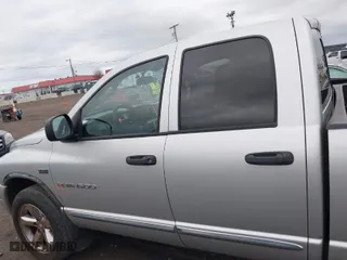 2006 Dodge Ram 1500 SLT with VIN 1D7HU18206S598113, listed as a IAAI auction lot 41481008 with 175,759 mi miles. Bid and sale history available at carsss.com. Image 14.