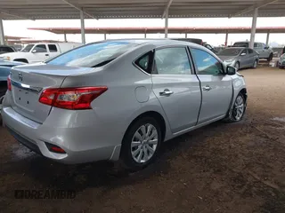 2017 Nissan Sentra SV with VIN 3N1AB7AP5HY340803, listed as a IAAI auction lot 41965988 with 97,527 mi miles. Bid and sale history available at carsss.com. Image 4.