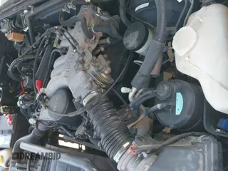 1995 Nissan Frontier XE z VIN 1N6HD16S3SC451833, wystawiony jako IAAI lot #43208556 z przebiegiem 201 029 mil mil oraz . Historia ofert i sprzedaży dostępna na DreamBid. Obrazek 19.