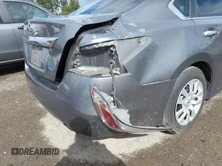 2014 Nissan Altima 2.5 with VIN 1N4AL3AP2EC167058, listed as a IAAI auction lot 41808288 with 177,053 mi miles. Bid and sale history available at carsss.com. Image 6.