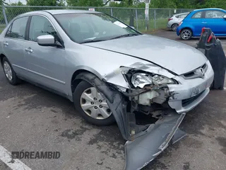2004 Honda Accord LX z VIN 1HGCM56354A055237, wystawiony jako IAAI lot #42274905 z przebiegiem 198 550 mil mil oraz . Historia ofert i sprzedaży dostępna na DreamBid. Obrazek 6.