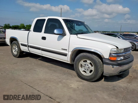 2000 Chevrolet Silverado 1500 with VIN 2GCEC19W6Y1335189, listed as a Copart auction lot 54317135 with Not Provided miles and Clean Title. Bid and sale history available at DreamBid. Image 4.