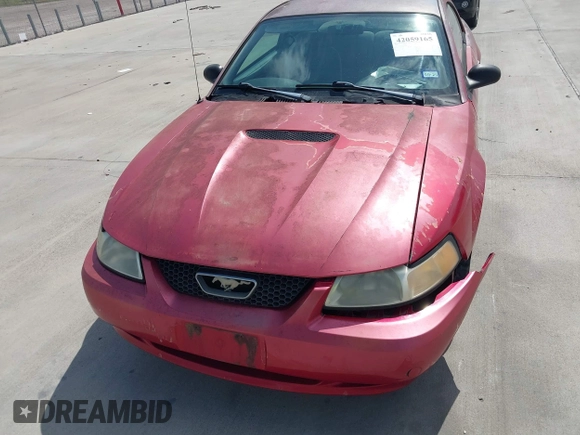 2000 Ford Mustang with VIN 1FAFP4046YF170085, listed as a IAAI auction lot 42059165 with 250,322 mi miles. Bid and sale history available at carsss.com. Image 6.
