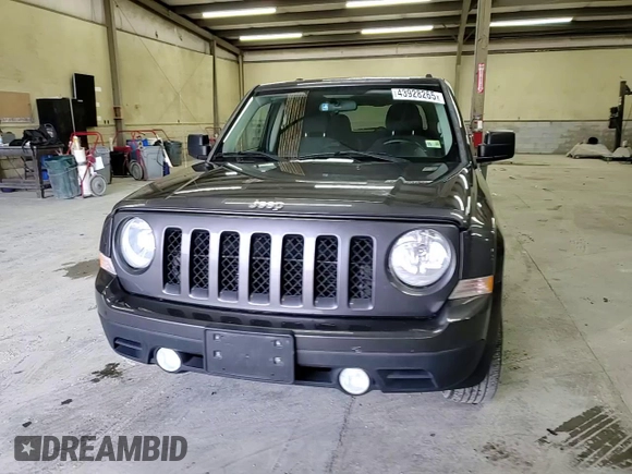 2015 Jeep Patriot Latitude with VIN 1C4NJPFB3FD353256, listed as a Copart auction lot 43928265 with 153,574 mi miles and Salvage Title. Bid and sale history available at DreamBid. Image 11.