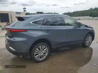 2022 Toyota Venza LE with VIN JTEAAAAH9NJ111056, listed as a Copart auction lot 56404594 with 16,485 mi miles and Salvage Title. Bid and sale history available at carsss.com. Image 3.