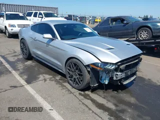 2019 Ford Mustang EcoBoost с VIN 1FA6P8TH8K5194620, выставлен на аукционе IAAI как лот 42162362 с пробегом 29 121 миль миль и . История ставок и продаж доступна на DreamBid. Изображение 1.