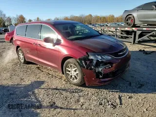 2017 Chrysler Pacifica Touring with VIN 2C4RC1DG6HR723414, listed as a Copart auction lot 77322544 with 105,915 mi miles and Salvage Title. Bid and sale history available at DreamBid. Image 12.