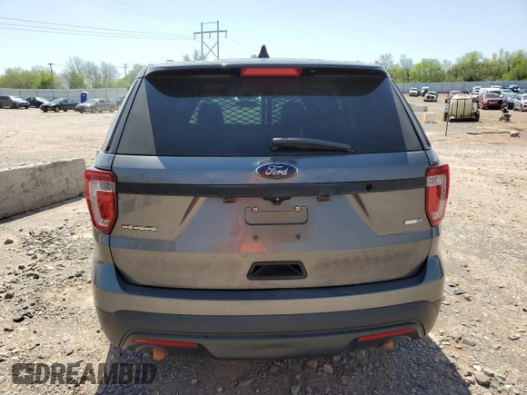 2017 Ford Police Interceptor Utility z VIN 1FM5K8AR0HGE30329, wystawiony jako Copart lot #50967265 z przebiegiem 156 692 mil mil oraz Szkoda całkowita • Salvage title. Historia ofert i sprzedaży dostępna na DreamBid. Obrazek 6.