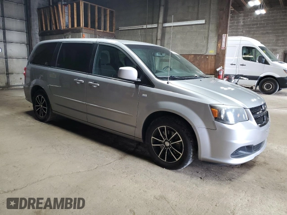 2014 Dodge Grand Caravan American Value with VIN 2C4RDGBG7ER451633, listed as a Copart auction lot 55100195 with 196,821 mi miles and Clean Title. Bid and sale history available at DreamBid. Image 4.