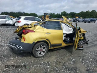 2021 Kia Seltos SX with VIN KNDETCA2XM7150841, listed as a Copart auction lot 56700815 with Not provided miles and Non repairable. Bid and sale history available at DreamBid. Image 3.