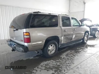 2001 GMC Yukon XL SLT with VIN 1GKEC16T01J315059, listed as a IAAI auction lot 41748985 with 218,294 mi miles. Bid and sale history available at carsss.com. Image 4.
