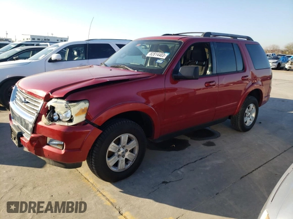 2010 Ford Explorer XLT z VIN 1FMEU6DE8AUA12003, wystawiony jako Copart lot #82814403 z przebiegiem 119 721 mil mil oraz Szkoda całkowita • Salvage title. Historia ofert i sprzedaży dostępna na DreamBid. Obrazek 1.